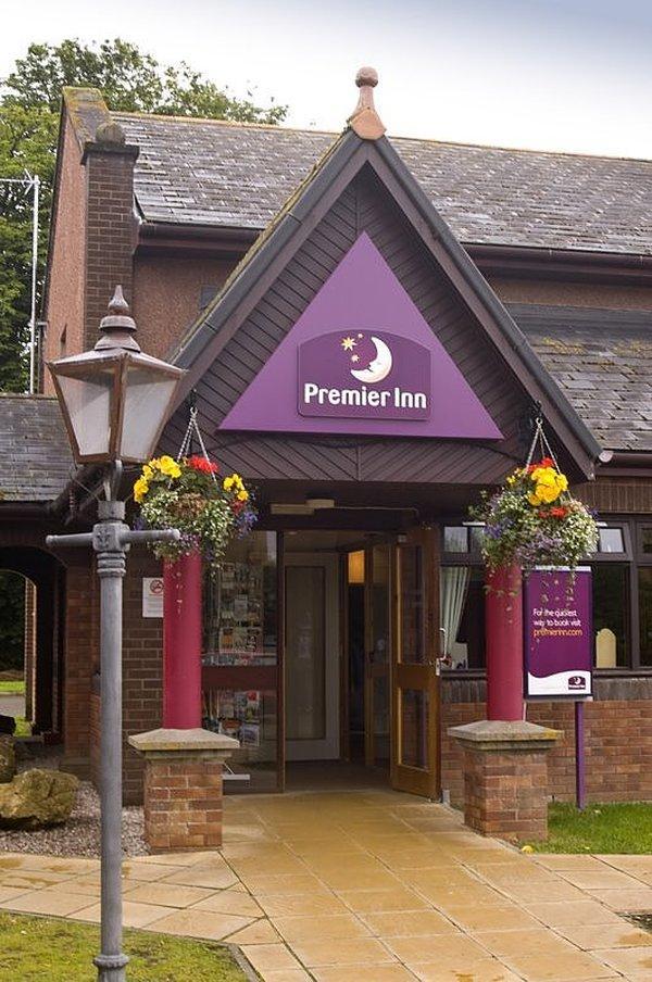 Premier Inn Inverness East Exterior foto
